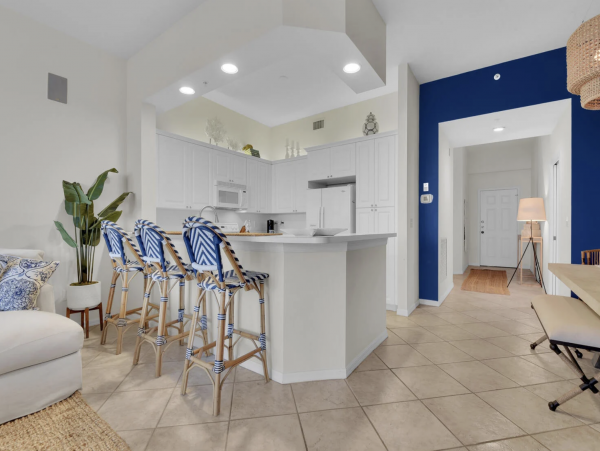 Luxury Vacation Rental in Naples: Your Tropical Escape